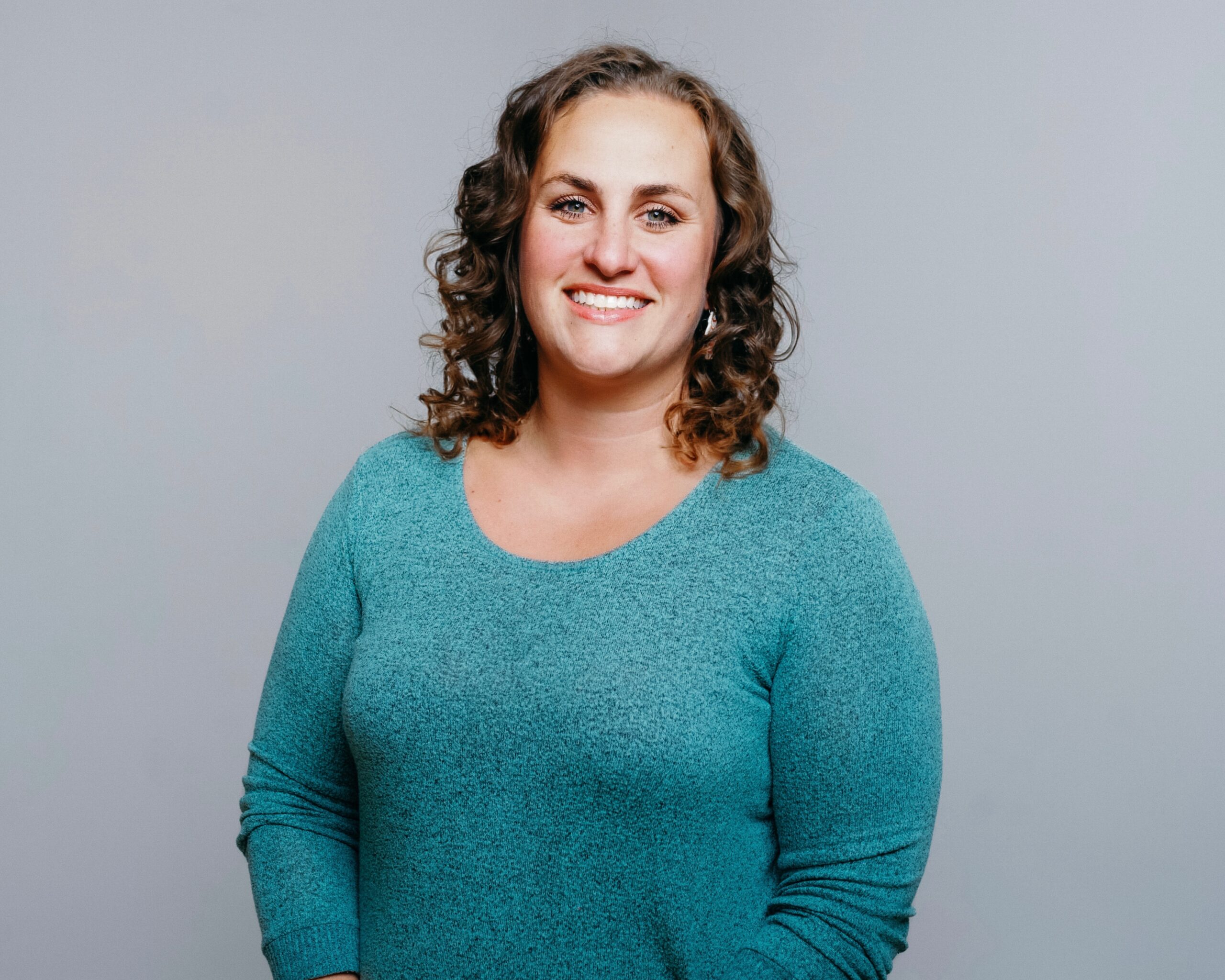 Headshot of Lauren Volheim 